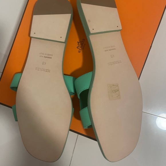 HERMES H ORAN VERT POMME EPSOM LEATHER GREEN SANDALS MULE SHOES SLIDES - Picture 3 of 4